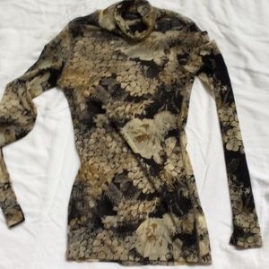 Women’s Karen Kane Top